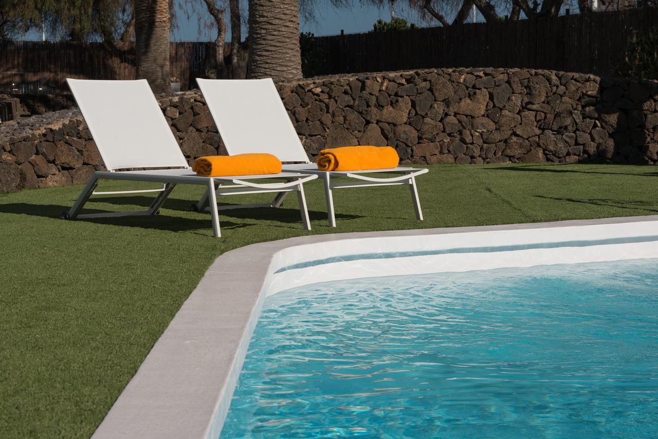 Villas Lanzasuites (Adults Only) プラヤ・ブランカ エクステリア 写真