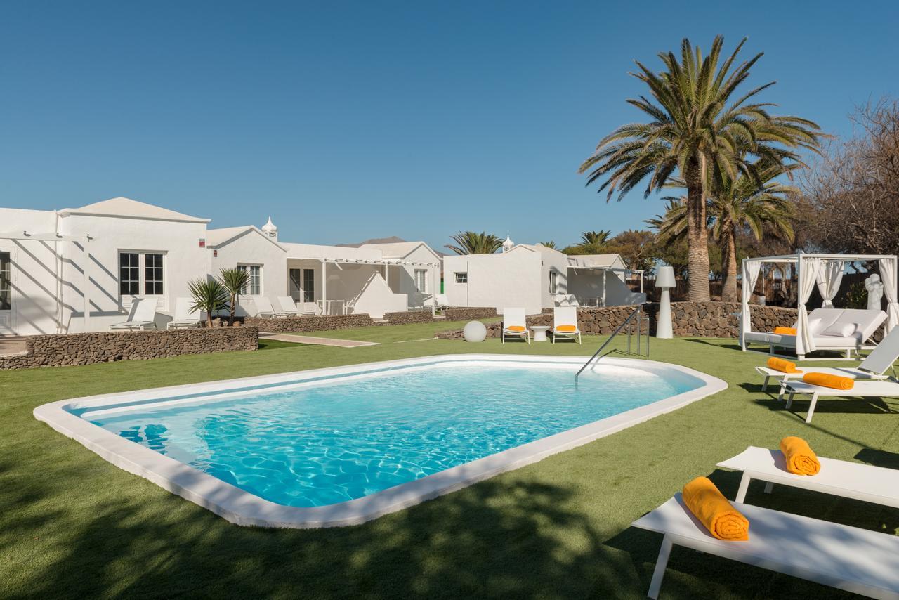 Villas Lanzasuites (Adults Only) プラヤ・ブランカ エクステリア 写真